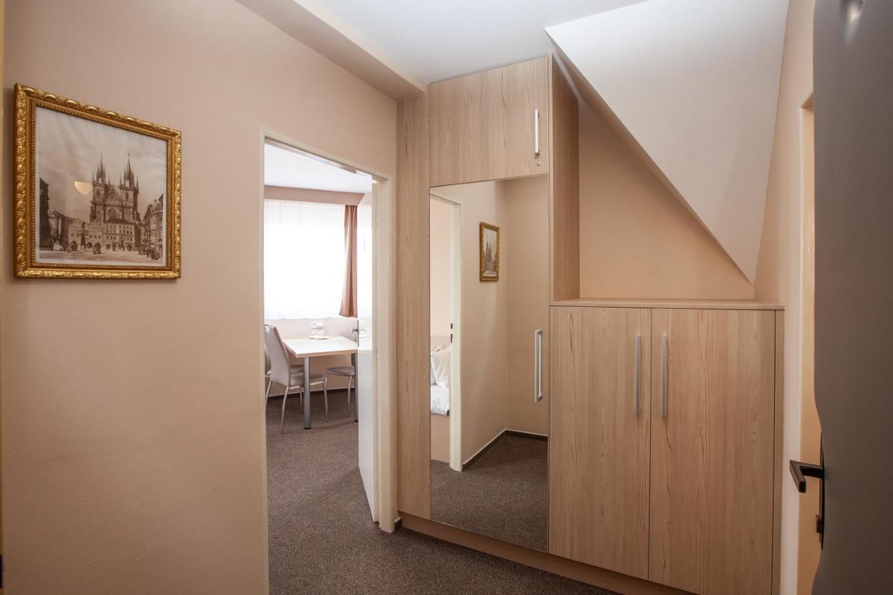 Hotel Stella Plzen Ngoại thất bức ảnh