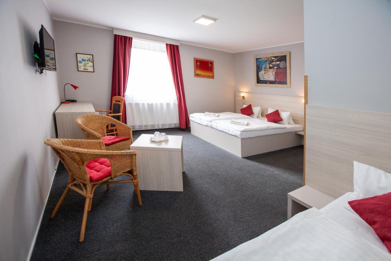 Hotel Stella Plzen Ngoại thất bức ảnh