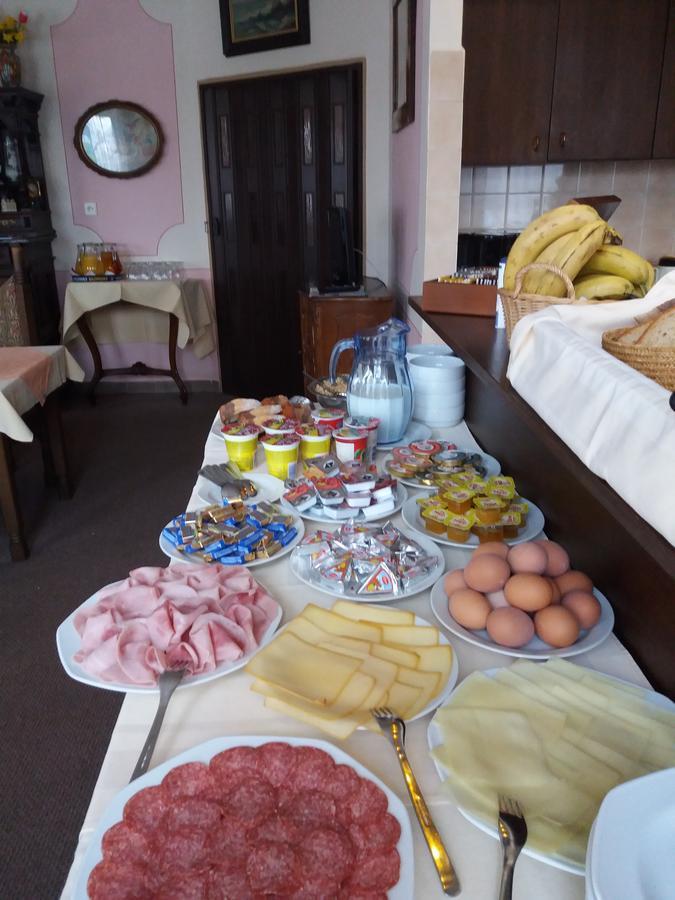 Hotel Stella Plzen Ngoại thất bức ảnh